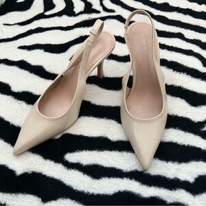 NWOT ON FEET & IN LOVE Cream Pointed Slingback Heels
